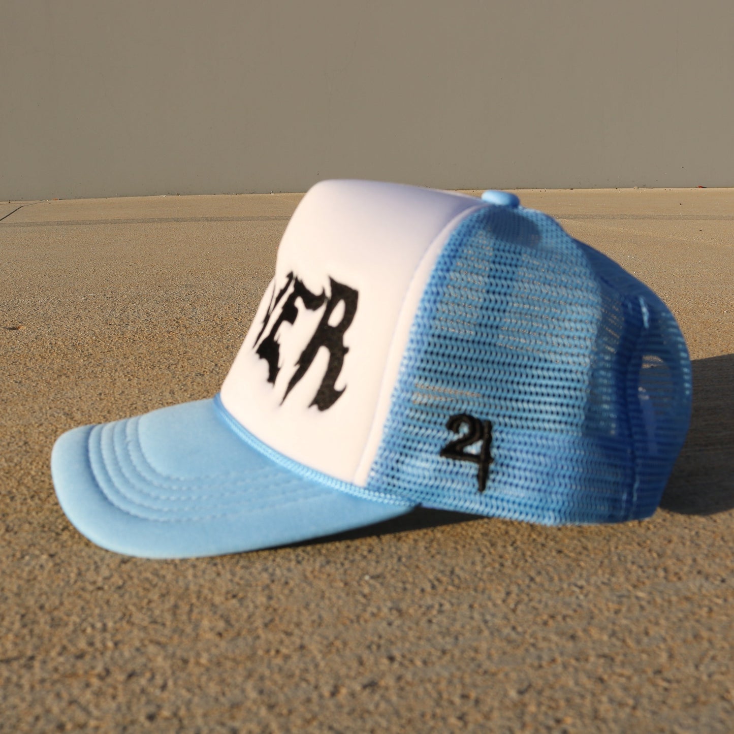 SKY BLUE YUVER TRUCKER HAT