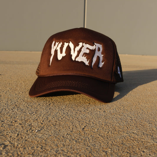 BROWN YUVER TRUCKER HAT